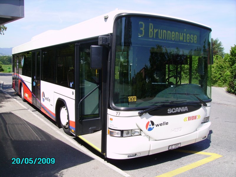 Scania Wagennr: 77 der RVBW mit A-Welle.
An der Haltestelle  Haberacher  in Rtihof.