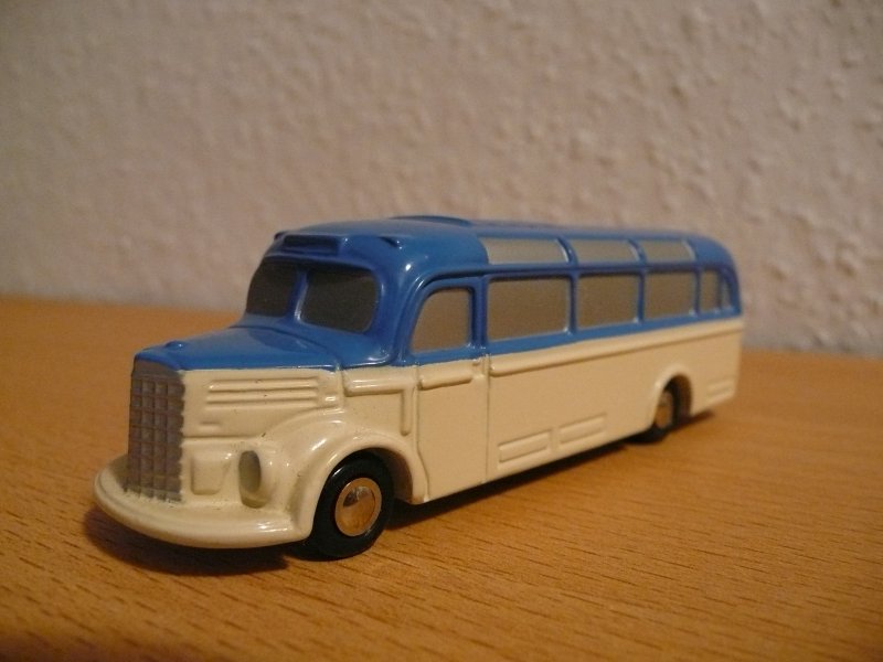 Schuco Piccolo Mercedes-Benz O-3500 von 1997.