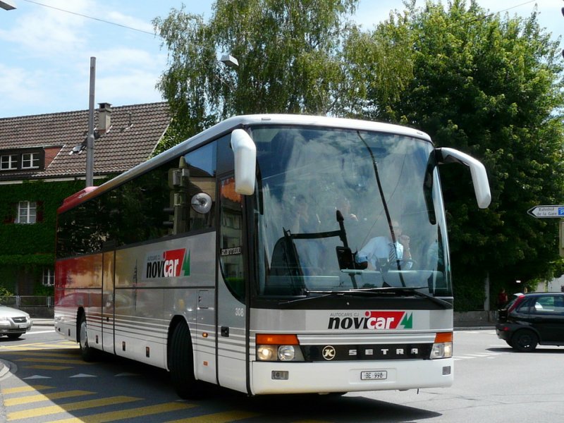 Setra  Nr.308  BE 998 der novicar (CJ) unteerwegs in Biel/Bienne am 04.07.2009