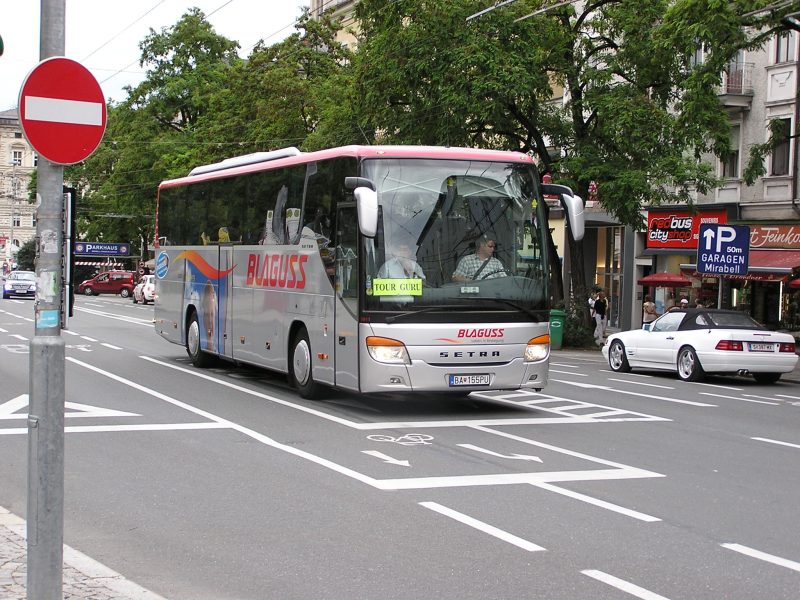 Setra Reisebus, gesehen in Slazburg.