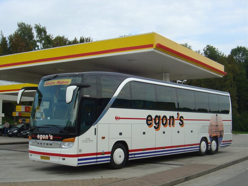 SETRA S 417 HDH  Egons , 11.09.2004 A5 Raststtte Schauinsland