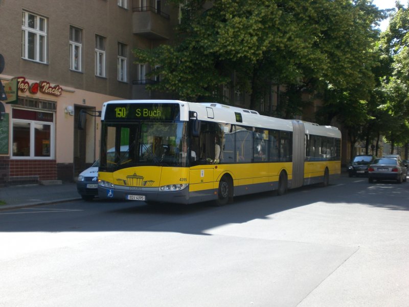 Solaris Urbino auf der Linie 150 nach S-Bahnhof Buch am S-Bahnhof Schnholz.