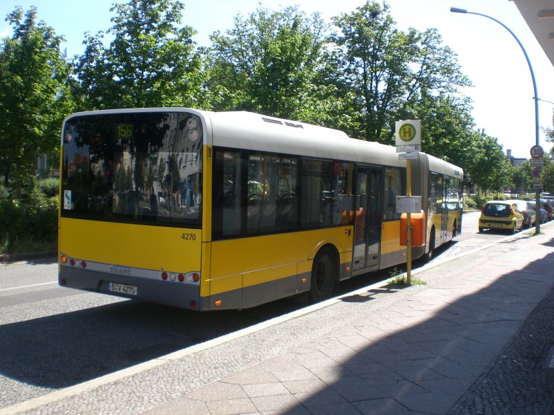Solaris Urbino auf der Linie 156 nach S-Bahnhof Storkower Strae am S-Bahnhof Prenzlauer Allee.