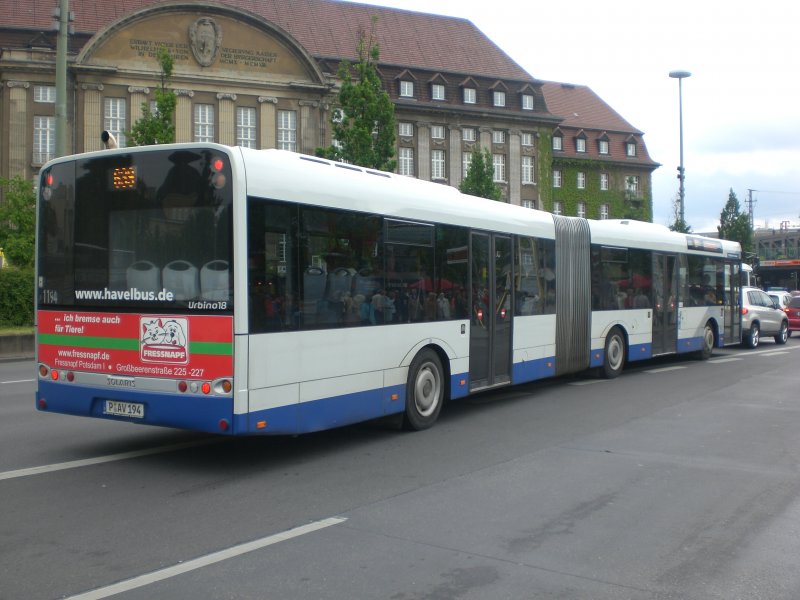 Solaris Urbino auf der Linie 639 nach Potsdam Hauptbahnhof am S+U Bahnhof Rathaus Spandau.