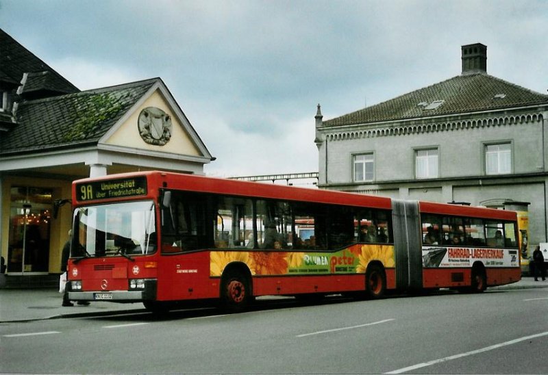 Stadtwerke Konstanz Nr. 32/KN-C 1132 Mercedes O 405GN am 15. September 2008 Konstanz, Bahnhof