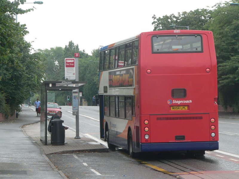 Stagecoach-Bus der Linie 192 bei Heaton Chapel. August 2006