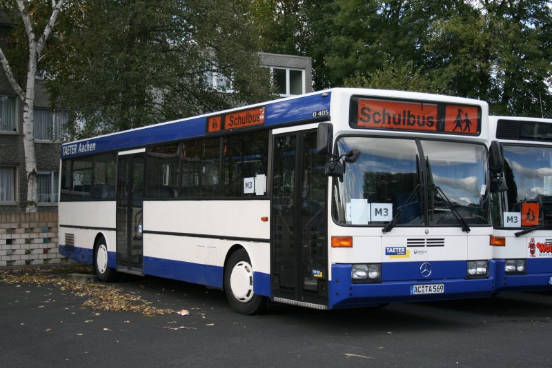 Taeter aus Aachen gehrt zur Veolia Gruppe und fhrt in Krefeld im Schulbusverkehr.
Wagen AC TA 569 aufgenommen in Krefeld. 