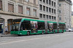 Hess Doppelgelenk Elektrobus 9101, auf der Linie 50, fährt am 12.05.2025 durch die Centralbahnstrasse Richtung Haltestelle Brausebad. Aufnahme Basel.
