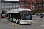 Hess Elektrobus 50, auf der Linie 5, fährt am 08.09.2025 zur Haltestelle beim Bahnhof Baden.