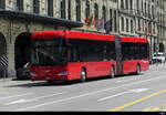 Bern Mobil - irizar electric ie Bus Nr.242 vor dem Bahnhof Bern als Bahnersatz für die RBS zwischen Bern und Worblaufen am 17.07.2023