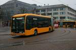 HEAG Mobilo Mercedes Benz eCitaro G Wagen 415 am 04.12.21 in Darmstadt