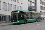 Mercedes eCitaro 8107, auf der Linie 33, wartet am 13.01.2023 an der Endstation in der Spiegelgasse.