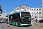 Mercedes eCitaro 7125, auf der Linie 30, fährt am 20.09.2025 zur Endstation am Bahnhof SBB. Aufnahme Basel.