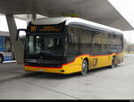 Postauto - Mercedes e Citaro SG 499212 bei den Haltestellen vor dem Bahnhof Buchs am 26.12.2025
