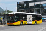 Mercedes eCitaro der Post, auf der Linie 108, f�hrt am 29.06.2026 zur Haltestelle beim Bahnhof Interlaken Ost.