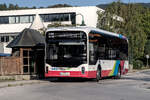 Yutong E-Bus Typ 'U' von Albus (Bus L 9217, S-622XX) als Linie 21 an der Hst. Lengfelden Siedlung in Bergheim. Aufgenommen 8.9.2026.