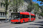 Volvo Bus 803, auf der Linie 19, fährt durch die Bundesgasse. Die Aufnahme stammt vom 08.07.2022.