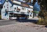 Ein Mercedes – Kutsenits Hydra von Oberlojer, kurz nach der Haltestelle Greifenburg-Weißensee Bahnhof.
Unterwegs war der Bus auf der Kfl. 5068 (Neusach Gh Seefriede - Greifenburg Gemeindeamt).
Aufgenommen am 14.9.2016.