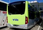 Heck der neuen MB C2 K Hybrid für die Busland AG am 13.10.18 hinter dem Eurobus Zentrum in Bassersdorf abgestellt.
