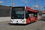 Mercedes Citaro Hybridbus, auf der Linie 606, verlässt am 15.09.2025 die Haltestelle beim Bahnhof Rothrist.