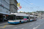 Hess Doppelgelenk Trolleybus 232, auf der Linie 8, f�hrt am 08.05.2026 bei der Haltestelle beim Bahnhof Luzern ein.