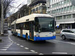 VBL - Hess Trolleybus Nr.202 unterwegs in Luzern am 30.12.2021