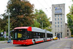 Swisstrolley 105 an der Haltestelle Obertor am 26.09.2017.