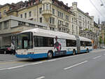 Hess Trolleybus, ohne Nummer, auf der Linie 6, fährt am 04.05.2010 durch die Hirschmattstrasse.