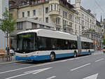 Hess Trolleybus, ohne Nummer, auf der Linie 7, fährt am 04.05.2010 durch die Hirschmattstrasse.