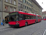 NAW Trolleybus 20, auf der Linie 21, fährt durch die Spitalgasse. Die Aufnahme stammt vom 14.04.2011.