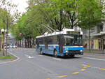 NAW Trolleybus 258, auf der Linie 4, fährt am 04.05.2010 durch die Pilatusstrasse.