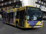 Griechenland / Athen: Oberleitungsbus Van Hool A 300 T - aufgenommen im Oktober 2014 in der Innenstadt von Athen.