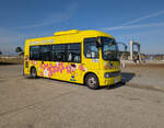 Hino Poccho 233, Naoshima Town Bus, Shikoku Kisen Kaisha, Naoshima, in Miyanoura Port am 30.