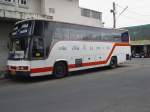 Dieser Bus mit der Streckennummer 273 befährt die Strecke Buri Ram - Korat (Nakhon Ratchasima) und steht am 14.02.2011 am Busbahnhof in Buri Ram / Thailand
