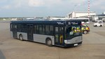 Solaris-Bus auf dem Vorfeld Ost in Düsseldorf, 19.9.2014