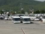 29.09.09,Flughafenbusse von COBUS auf dem Aeropuerto Internacional Es Codolar von Eivissa.