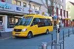 BRH ViaBus/Stadtwerke Bad Vilbel (VilBus) Mercedes Benz Sprinter Kleinbus am 17.11.18 in Bad Vilbel auf der Linie 61
