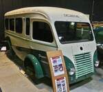 Renault Goélette R2065, Karkasse, BJ 1953, Kleinbus, aufgenommen beim Autojumble in Luxemburg.