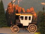 ERSTER BENZ-OMNIBUS ALS MODELL  Als 1.verbrennungsmotorgetriebener Omnibus der Welt mit 8 Sitzplätzen,5-PS-  Motor mit 20km/h Höchstgeschwindigkeit,1895 an die NETPHENER 
