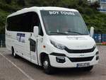 Iveco Sunrise von BoyTours aus Deutschland im Stadthafen Sassnitz am 23.09.2017