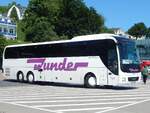 MAN Lion's Coach von Wunder aus Deutschland im Stadthafen Sassnitz am 04.06.2016