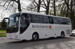 MAN  Lion's Coach  Reisebus von Berlin Express aus Berlin in Ratzeburg beobachtet am 30.04.2013.