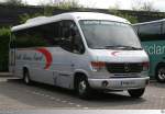 Plaxton Cheetah auf Mercedes O 814 Fahrgestell  South Mimms Travel  aufgenommen auf dem großen Busparkplatz in Windsor / England am 9. August 2014.