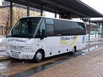 Mercdes O818 Kleinbus von Omnibusbetrieb Guido Kopp aus Ecklingerode (Eichsfeld, Thüringen) am Bahnhosvorplatz Nordhausen 14.01.2017