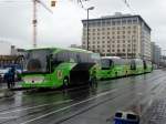 Flixbus/Meinfernbus Mercedes Benz Tourismo und andere Reisebusse am 04.04.15 in Frankfurt am Main