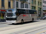 Reisebus - Mercedes Tourismo unterwegs in der Stadt Genf am 03.06.2017