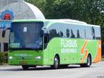 Mercedes Tourismo von Flixbus/Lanting Reizen aus den Niederlanden in Berlin am 11.06.2016