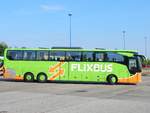 Mercedes Tourismo von Flixbus/Gradliner aus Deutschland in Rostock am 19.08.2018