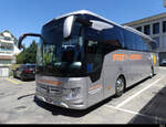 Reisecar - Mercedes Tourismo AG 51381 zu Besuch am Gotthelfmärit in Sumiswald am 11.06.2022