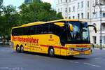 Mercedes-Benz Tourismo L, ''Walter Herbold'' GmbH, durch Berlin im Juni 2025.